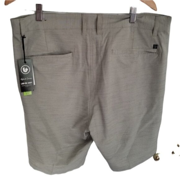 NWT Burnside Shorts Hybrid walk short board short Silver Size 36 - Picture 2 of 12